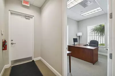 1560 W Cleveland Street, Tampa, FL 33606 - Photo 5