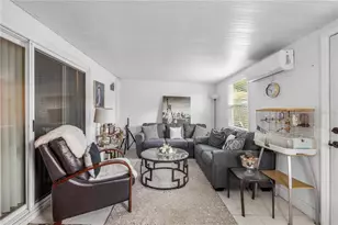 1215 Rinkfield Pl, Brandon, FL 33511 - Photo 9