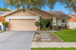1215 Rinkfield Pl, Brandon, FL 33511 - Photo 3