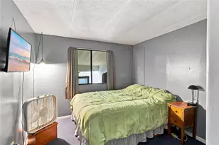 36401 5 Acre Ln, Zephyrhills, FL 33541 - Photo 19