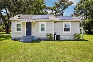 1903 N Barnes St, Plant City, FL 33563 - Photo 1