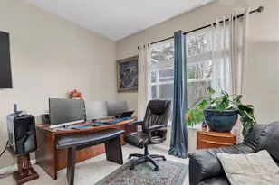 10436 Canary Isle Dr, Tampa, FL 33647 - Photo 25