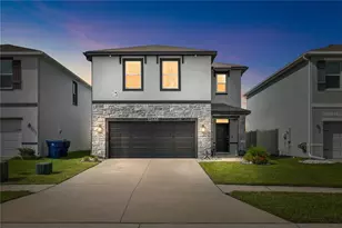32688 Canyonlands Dr, Wesley Chapel, FL 33543 - Photo 1