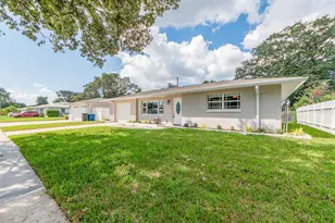 682 Druid Park Dr W, Clearwater, FL 33764 - Photo 29
