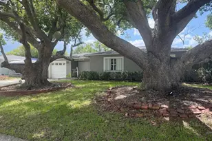 3776 23rd Ave N, Saint Petersburg, FL 33713 - Photo 1