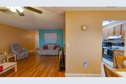 1219 16th Circle SE #1219, Largo, FL 33771 - Photo 7