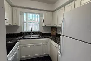 7210 N Manhattan Ave, Tampa, FL 33614 - Photo 7