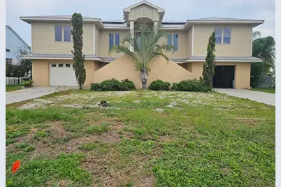 819 Blue Heron Boulevard, Ruskin, FL 33570 - Photo 1