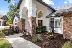 18107 Woodcreek Pl, Lutz, FL 33548 - Photo 7