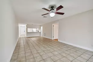 4800 Brittany Dr S, Saint Petersburg, FL 33715 - Photo 25