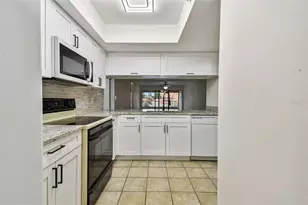 4800 Brittany Dr S, Saint Petersburg, FL 33715 - Photo 3