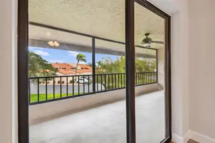 4800 Brittany Dr S, Saint Petersburg, FL 33715 - Photo 21