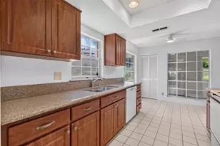 1650 Highland Club Ln, Palm Harbor, FL 34684 - Photo 11