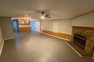 17689 SE 14th St, Silver Springs, FL 34488 - Photo 9