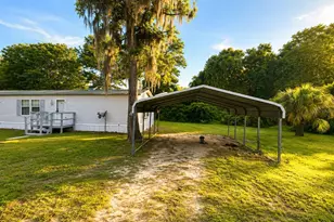 17689 SE 14th St, Silver Springs, FL 34488 - Photo 3