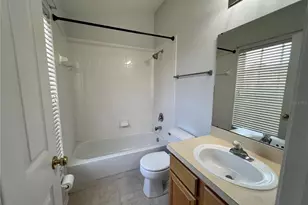 10008 Tate Ln, Tampa, FL 33626 - Photo 17