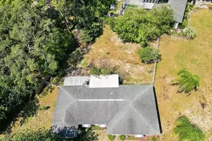 7222 Holiday Dr, Spring Hill, FL 34606 - Photo 27