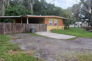 5115 Green Key Rd, New Port Richey, FL 34652 - Photo 3
