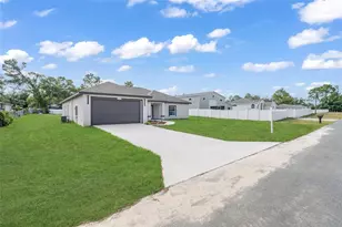 8181 Nittany Rd, Weeki Wachee, FL 34613 - Photo 7