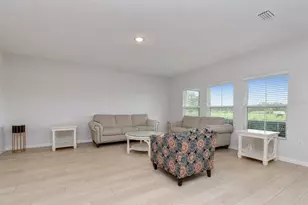 7917 Peace Lily Ave, Wesley Chapel, FL 33545 - Photo 11