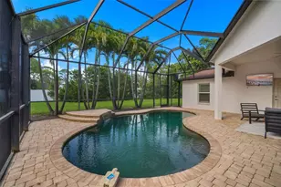 7272 129th St N, Seminole, FL 33776 - Photo 9