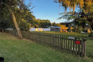 33346 Arthur Dr, Wesley Chapel, FL 33543 - Photo 3