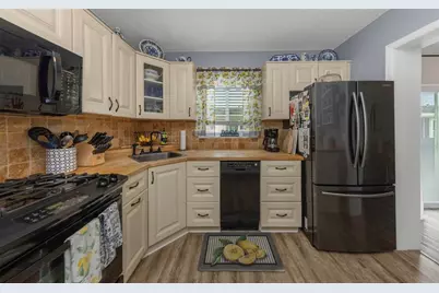 9919 Tulip Street N, Pinellas Park, FL 33782 - Photo 13