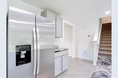 7737 Rosewood Garden Loop, Tampa, FL 33637 - Photo 9