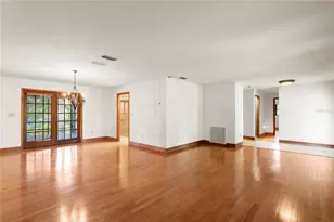 3101 Walnut St NE, Saint Petersburg, FL 33704 - Photo 9