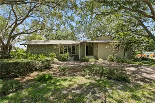 3101 Walnut St NE, Saint Petersburg, FL 33704 - Photo 3