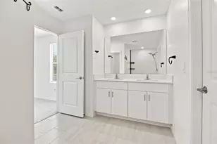 35418 Ackley Trce, Zephyrhills, FL 33541 - Photo 27