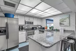 2583 Countryside Blvd, Clearwater, FL 33761 - Photo 47