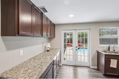 8401 Portulaca Avenue, Seminole, FL 33777 - Photo 11