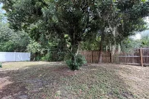 8615 Briar Patch Dr, Port Richey, FL 34668 - Photo 19