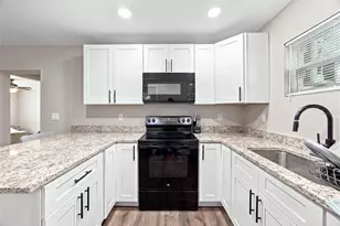 5106 Thonotosassa Rd, Plant City, FL 33565 - Photo 25
