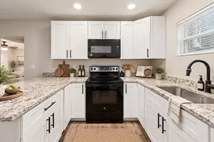 5106 Thonotosassa Rd, Plant City, FL 33565 - Photo 5