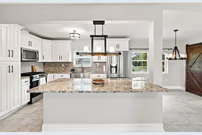 5106 Thonotosassa Road, Plant City, FL 33565 - Photo 11