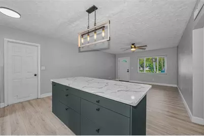 839 13th Avenue SW, Largo, FL 33770 - Photo 9