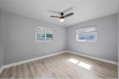 839 13th Avenue SW, Largo, FL 33770 - Photo 17