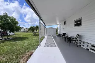 12674 Seminole Blvd, Largo, FL 33778 - Photo 5