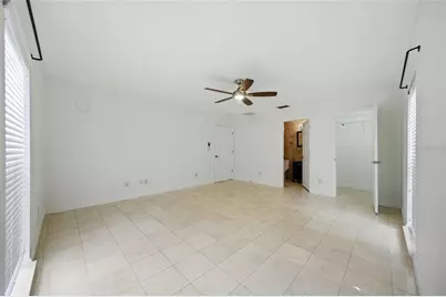 2512 W Kansas Avenue, Tampa, FL 33629 - Photo 11