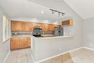 373 Foxcroft Dr E, Palm Harbor, FL 34683 - Photo 15