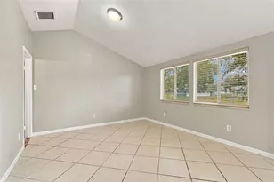 373 Foxcroft Dr E, Palm Harbor, FL 34683 - Photo 21