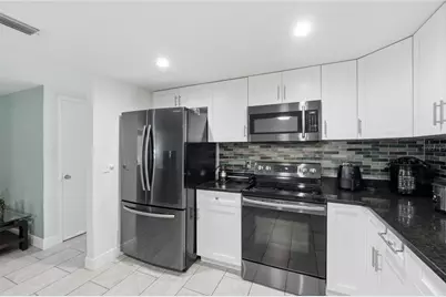1909 W Hanna Avenue, Tampa, FL 33604 - Photo 9