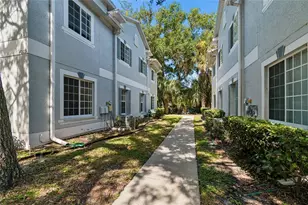 4009 Dolphin Dr, Tampa, FL 33617 - Photo 31