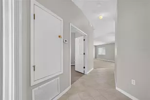535 Scarlet Maple Ct, Plant City, FL 33563 - Photo 29