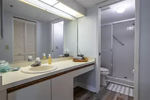 7301 29th Ave Dr W, Bradenton, FL 34209 - Photo 21