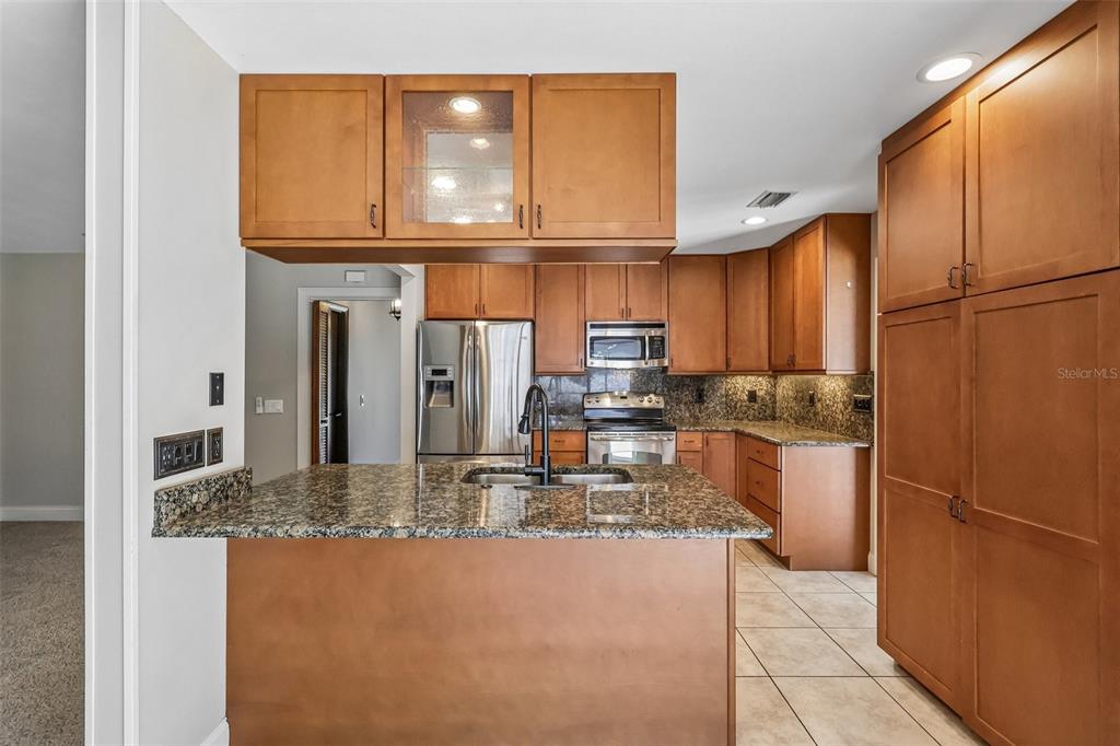 Thumbnail 12