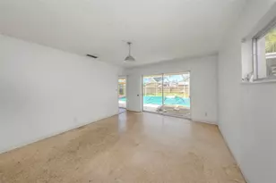 3000 36th Ave S, Saint Petersburg, FL 33712 - Photo 13