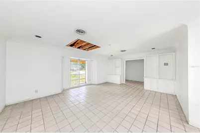 3000 36th Avenue S, Saint Petersburg, FL 33712 - Photo 7